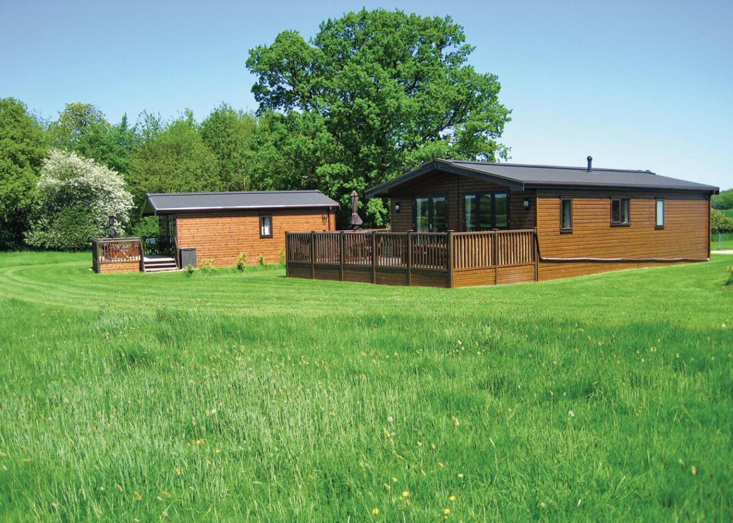 Wighill Manor Lodges Tadcaster Exterior photo